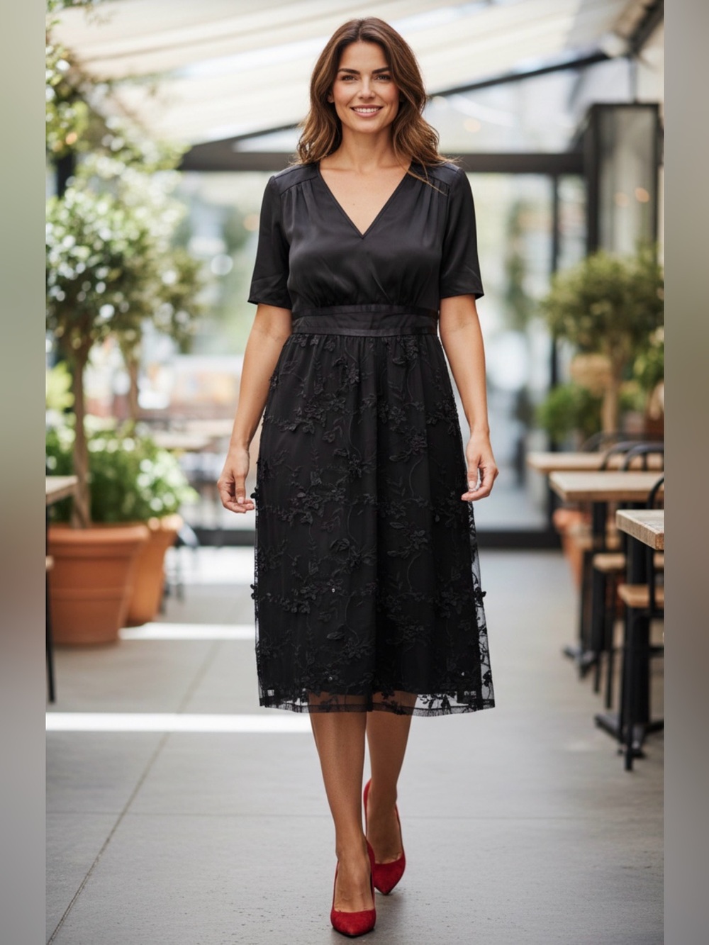 NWT: BloomChic size 12 Black Midi Dress